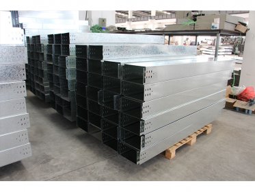 濟南電纜橋架雨天施工要注意的事項以及在使用中遇到的問題有哪些