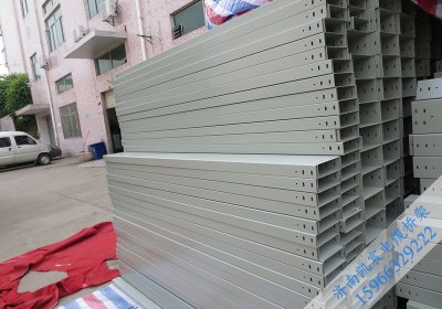 防火橋架-004